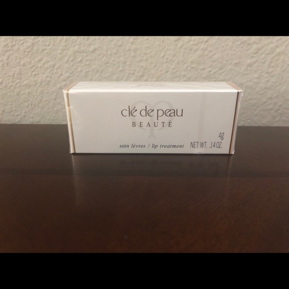 CLÉ DE PEAU BEAUTÉ Bundle + free gift! - Picture 6 of 8